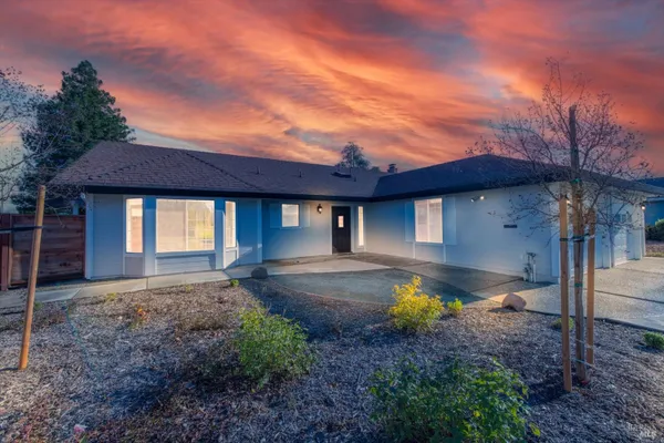 Property Slideshow image 2 of 47 | 580 yellowstone dr, Vacaville, CA, 95687