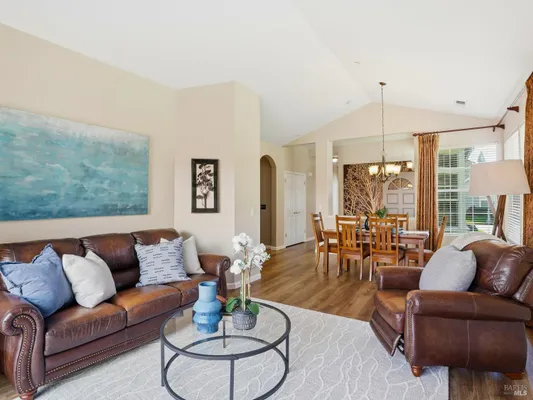 Property Slideshow image 3 of 28 | 753 pearl bailey ct, Windsor, CA, 95492