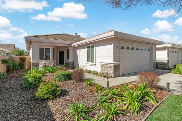 Property Slideshow image 3 of 51 | 319 trellis ln, Vacaville, CA, 95687