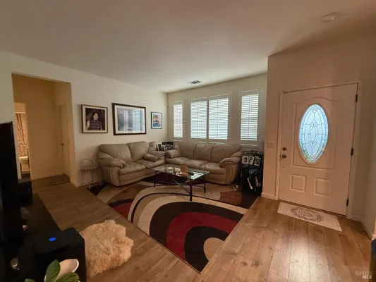 Property Slideshow image 3 of 18 | 658 prince albert way, Brentwood, CA, 94513