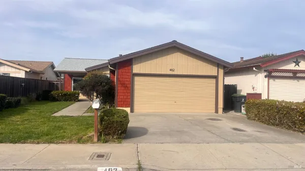 Property Slideshow image 2 of 8 | 482 vivienne dr, Watsonville, CA, 95076