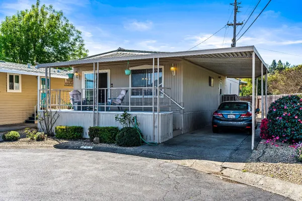 Property Slideshow image 3 of 20 | 141 chablis cir, Yountville, CA, 94599