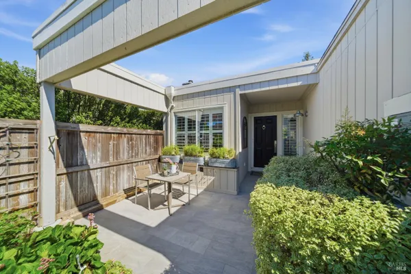 Property Slideshow image 3 of 45 | 533 carnation ct, Sonoma, CA, 95476