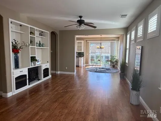 Property Slideshow image 3 of 72 | 390 edgewood dr, Rio Vista, CA, 94571