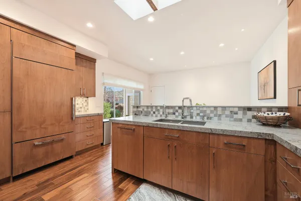 Property Slideshow image 2 of 23 | 146 white oak dr, Santa Rosa, CA, 95409