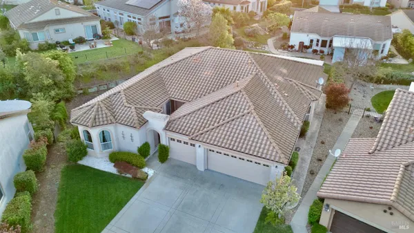 Property Slideshow image 3 of 35 | 561 western hills dr, Rio Vista, CA, 94571