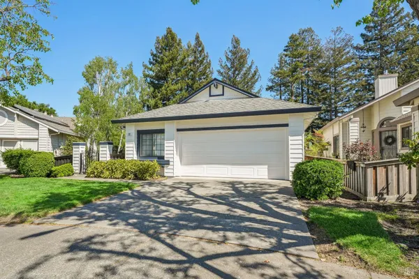 Property Slideshow image 3 of 67 | 22 saint matthews ct, Sonoma, CA, 95476