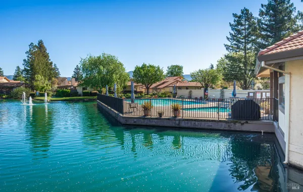 Property Slideshow image 2 of 45 | 80 fountain grove cir, Napa, CA, 94558