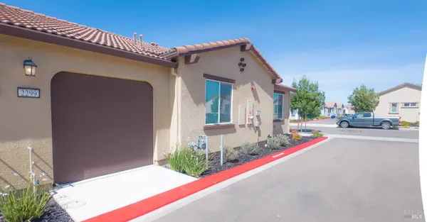 Property Slideshow image 3 of 61 | 2299 rustic oak ln, Rio Vista, CA, 94571