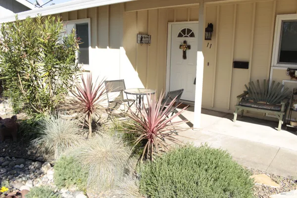 Property Slideshow image 3 of 37 | 11 oakgreen, Santa Rosa, CA, 95409