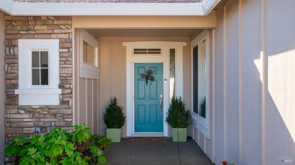 Property Slideshow image 3 of 40 | 215 albany st, Cloverdale, CA, 95425