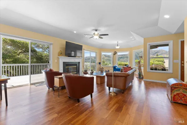 Property Slideshow image 3 of 40 | 445 crestridge pl, Santa Rosa, CA, 95409