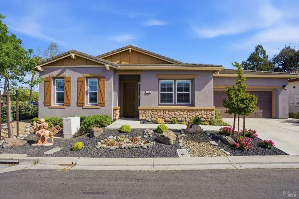 Property Slideshow image 2 of 38 | 170 pine hills dr, Rio Vista, CA, 94571