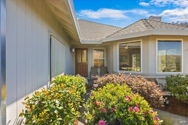 Property Slideshow image 2 of 40 | 445 crestridge pl, Santa Rosa, CA, 95409