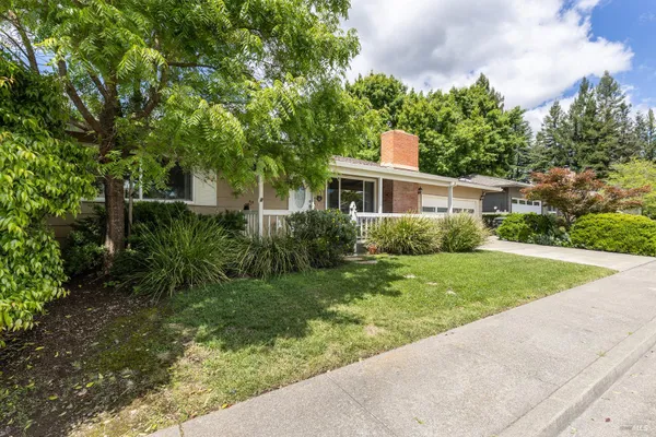 Property Slideshow image 2 of 26 | 7121 oak leaf dr, Santa Rosa, CA, 95409