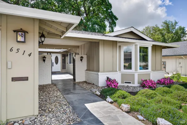 Property Slideshow image 2 of 65 | 6514 meadowgreen pl, Santa Rosa, CA, 95409