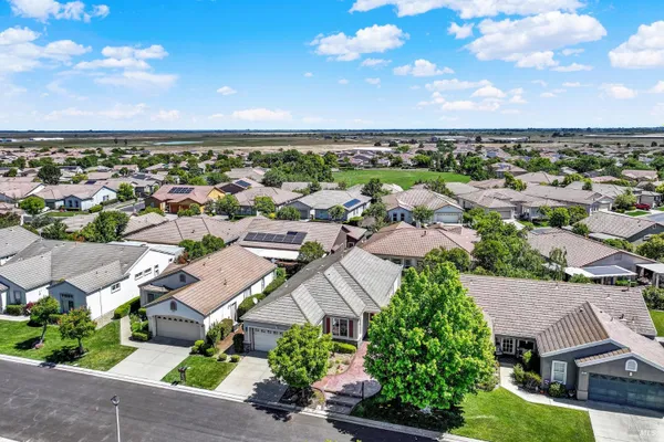 Property Slideshow image 3 of 99 | 390 edgewood dr, Rio Vista, CA, 94571