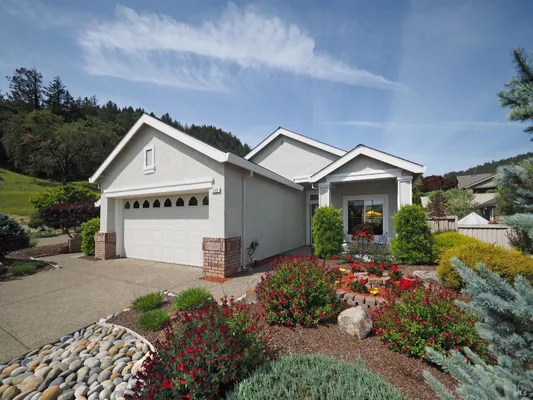 Property Slideshow image 2 of 52 | 313 rolling hill ct, Cloverdale, CA, 95425
