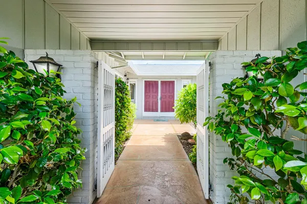 Property Slideshow image 2 of 67 | 266 mountain vista ln, Santa Rosa, CA, 95409