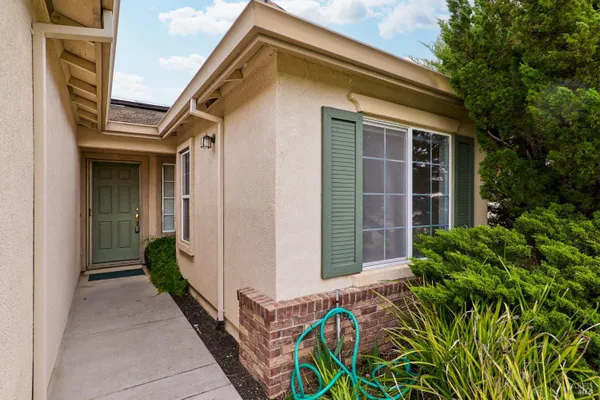 Property Slideshow image 2 of 26 | 512 twin pines dr, Rio Vista, CA, 94571