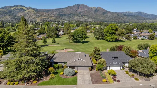 Property Slideshow image 2 of 89 | 7211 oakmont dr, Santa Rosa, CA, 95409
