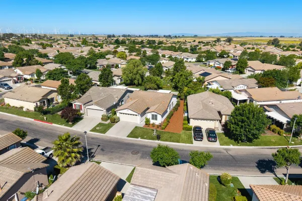 Property Slideshow image 3 of 32 | 221 riverside dr, Rio Vista, CA, 94571