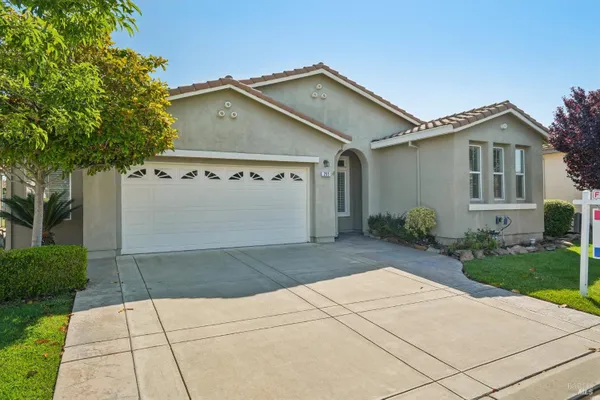 Property Slideshow image 2 of 30 | 255 rivercliff dr, Rio Vista, CA, 94571