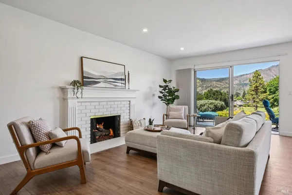 Property Slideshow image 3 of 89 | 7211 oakmont dr, Santa Rosa, CA, 95409