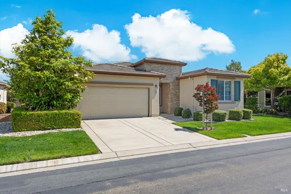 Property Slideshow image 3 of 37 | 400 western hills dr, Rio Vista, CA, 94571
