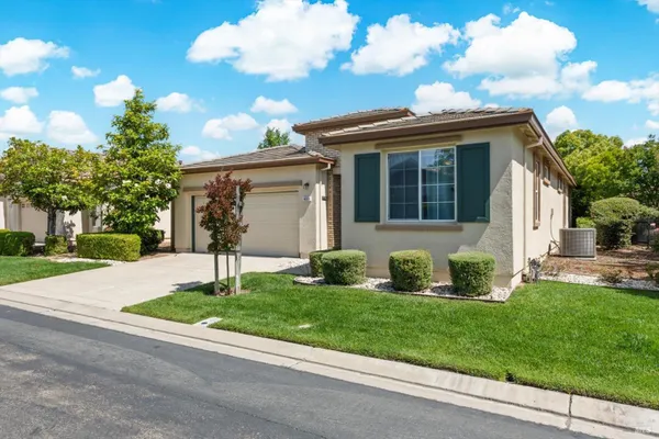 Property Slideshow image 2 of 37 | 400 western hills dr, Rio Vista, CA, 94571