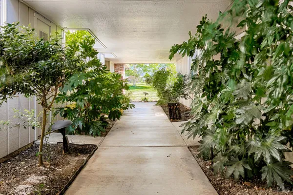 Property Slideshow image 3 of 37 | 312 oak leaf cir, Santa Rosa, CA, 95409