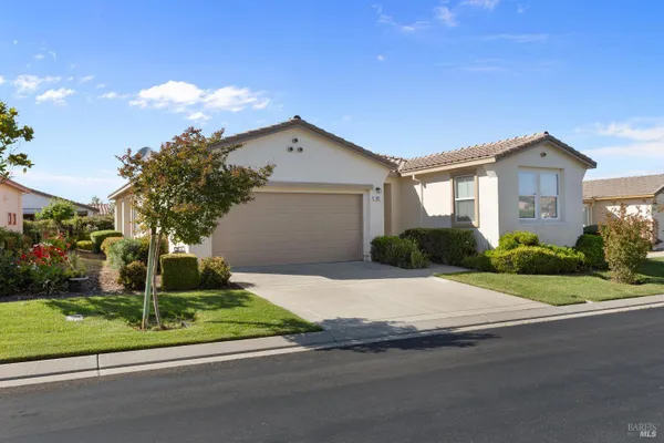 Property Slideshow image 2 of 33 | 403 bay oaks way, Rio Vista, CA, 94571