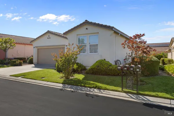 Property Slideshow image 3 of 33 | 403 bay oaks way, Rio Vista, CA, 94571