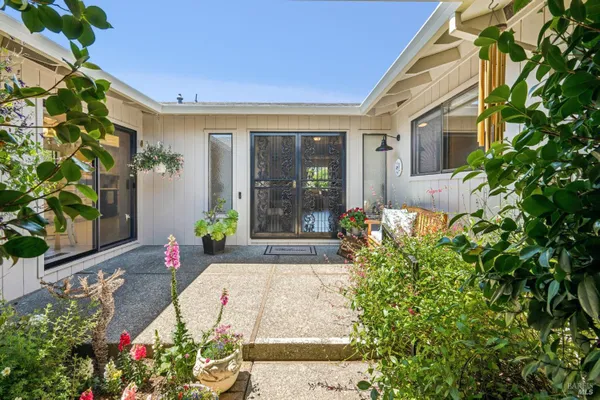 Property Slideshow image 2 of 29 | 8845 hood mountain cir, Santa Rosa, CA, 95409