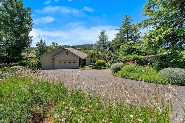Property Slideshow image 2 of 78 | 8280 oakmont dr, Santa Rosa, CA, 95409