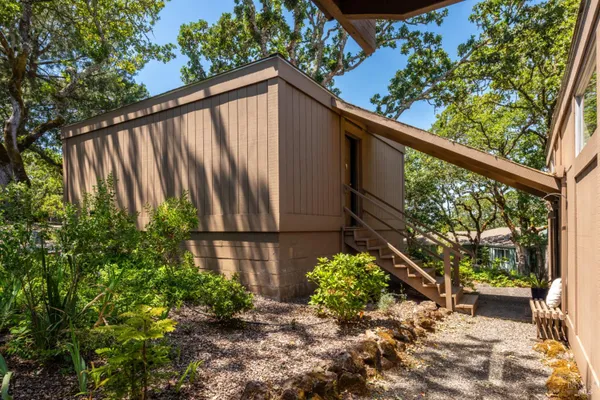 Property Slideshow image 2 of 38 | 497 hillsdale dr, Santa Rosa, CA, 95409