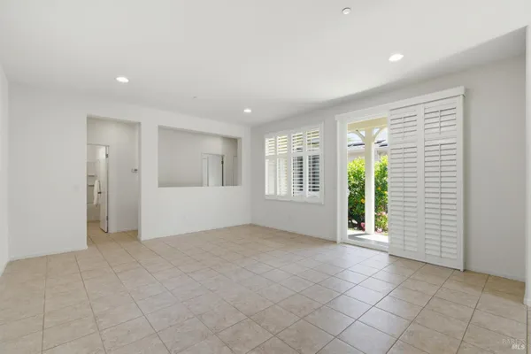Property Slideshow image 3 of 20 | 9353 oak trail cir, Santa Rosa, CA, 95409