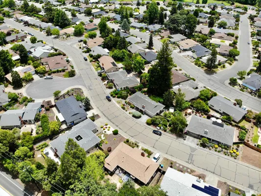 Property Slideshow image 3 of 43 | 6860 oak leaf dr, Santa Rosa, CA, 95409