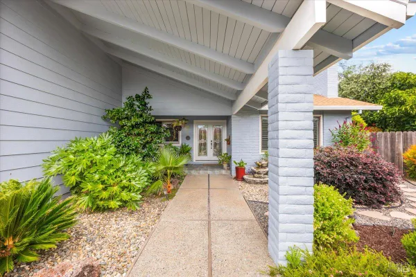 Property Slideshow image 3 of 59 | 6505 stonecroft ter, Santa Rosa, CA, 95409