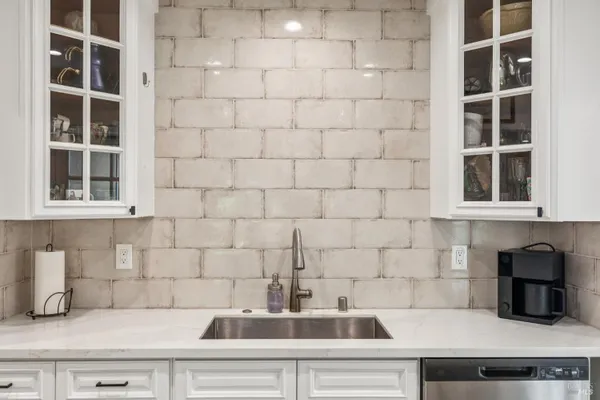 Property Slideshow image 3 of 27 | 27 temelec cir, Sonoma, CA, 95476