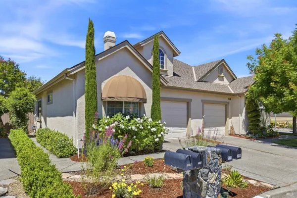 Property Slideshow image 2 of 20 | 779 bob crosby way, Windsor, CA, 95492