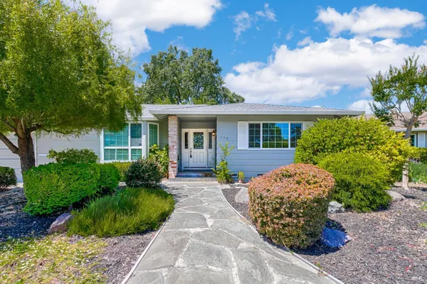 Property Slideshow image 2 of 46 | 358 twin lakes dr, Santa Rosa, CA, 95409
