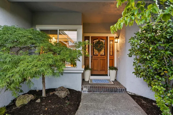 Property Slideshow image 2 of 35 | 6332 meadowridge dr, Santa Rosa, CA, 95409