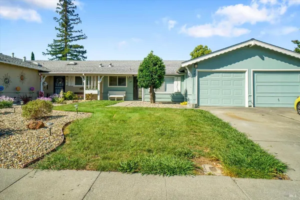 Property Slideshow image 3 of 23 | 144 monterey dr, Vacaville, CA, 95687