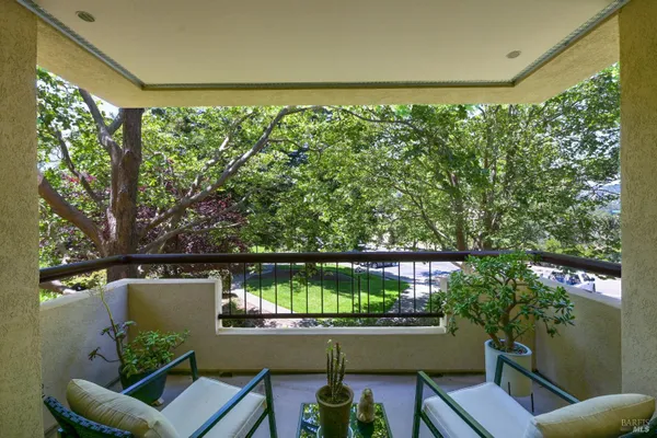 Property Slideshow image 2 of 12 | 600 deer valley rd 1g, San Rafael, CA, 94903