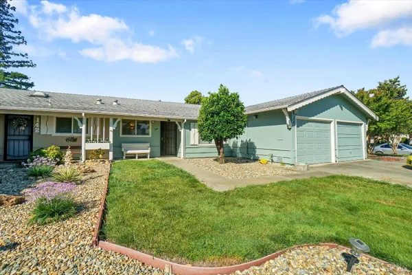 Property Slideshow image 2 of 23 | 144 monterey dr, Vacaville, CA, 95687