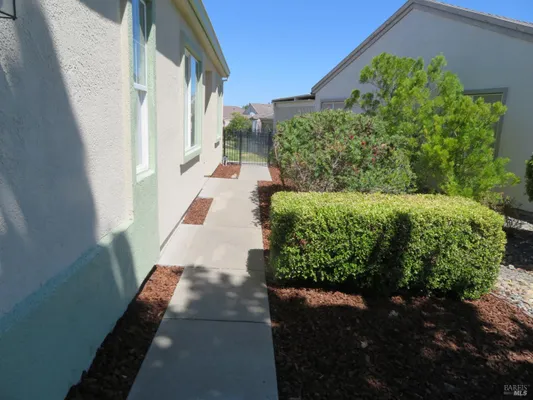 Property Slideshow image 3 of 26 | 761 pinehurst dr, Rio Vista, CA, 94571