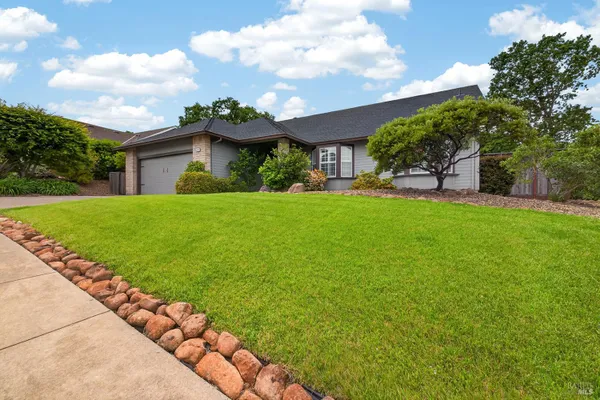 Property Slideshow image 2 of 35 | 5992 stone bridge rd, Santa Rosa, CA, 95409