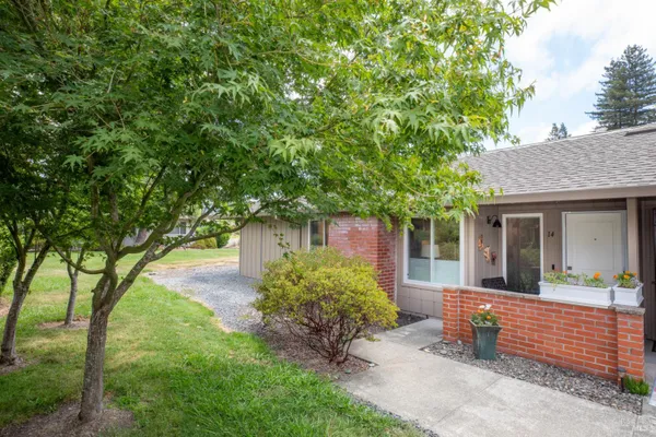 Property Slideshow image 2 of 40 | 14 woodgreen st, Santa Rosa, CA, 95409