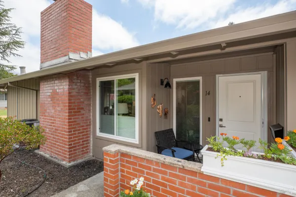 Property Slideshow image 3 of 40 | 14 woodgreen st, Santa Rosa, CA, 95409